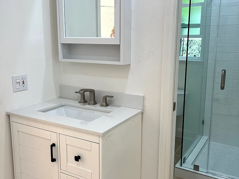20 Bluebell Ln #B — Photo 9