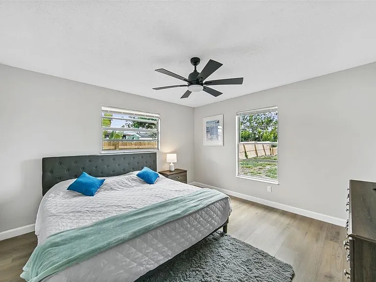 7113 Regina Dr — Photo 11
