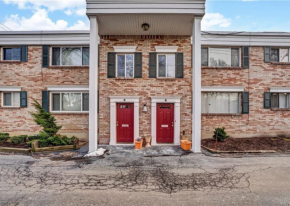309 North St #48