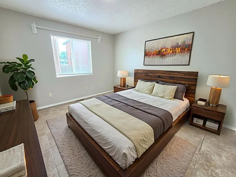 918-922 Teal Ct. — Photo 41