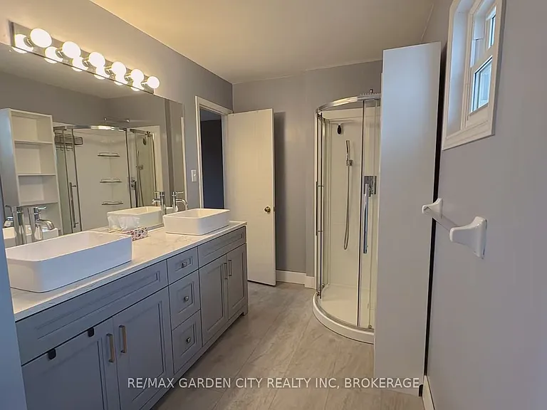 43 Westland St — Photo 15