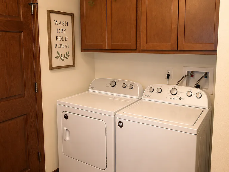 Dreamsville Apartments — Photo 57