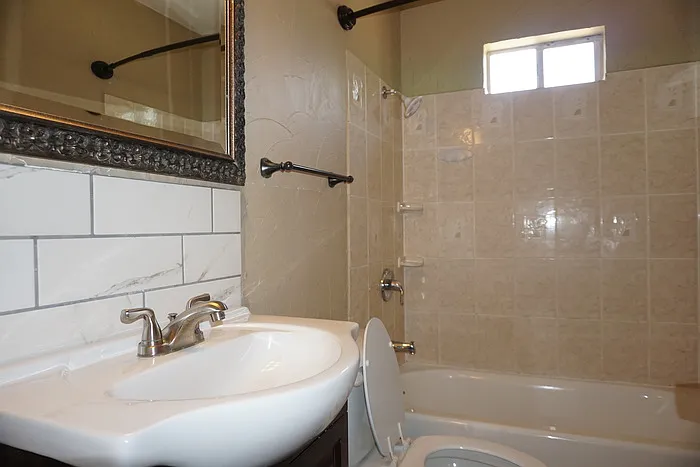 5225 Mack Rd — Photo 12