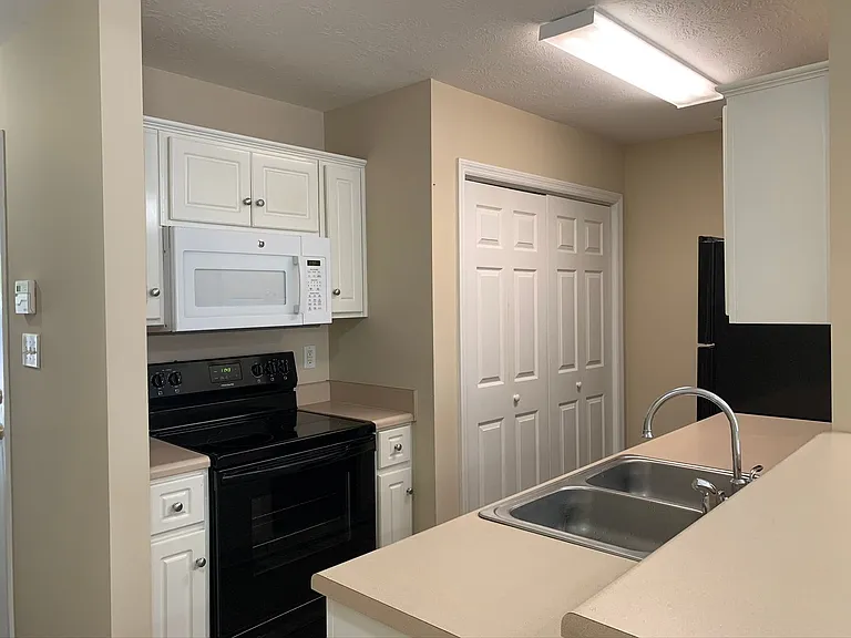 410 Northrop Pl — Photo 12