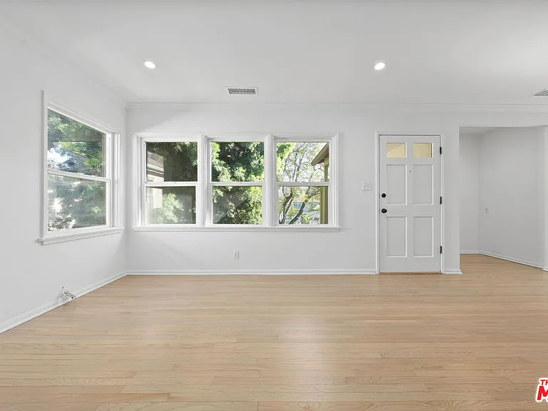 11345 Cashmere St — Photo 13