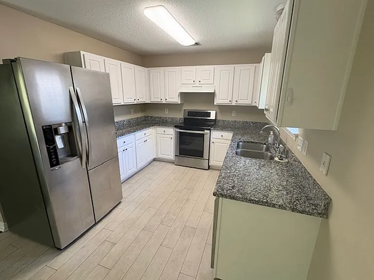 3848 Mesa Rd — Photo 5