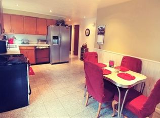 16 Louis Rd, Springfield, MA 01118