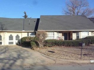 12112 N Greystone Cir, Oklahoma City, OK 73120