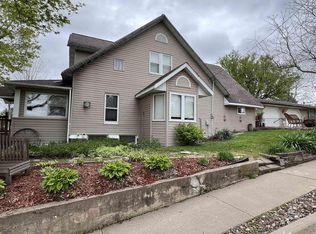 214 N Main St, Patch Grove, WI 53817