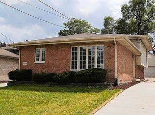 2229 Thornton Lansing Rd, Lansing, IL 60438