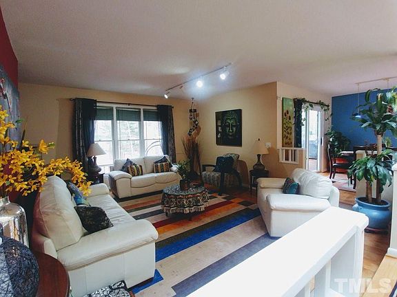 5th image of 119 Blackcherry Ln