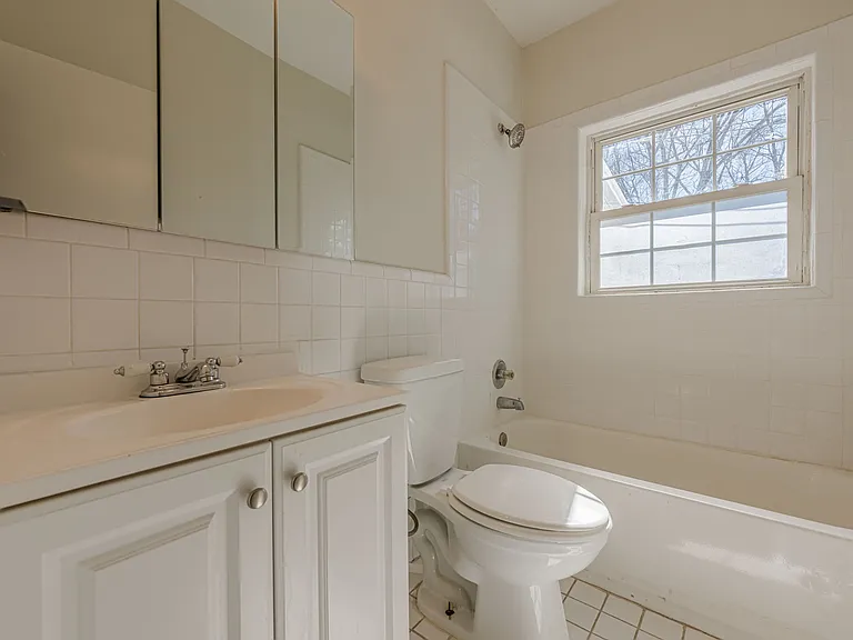 40-web-or-mls-N Decatur Rd-34_03072025