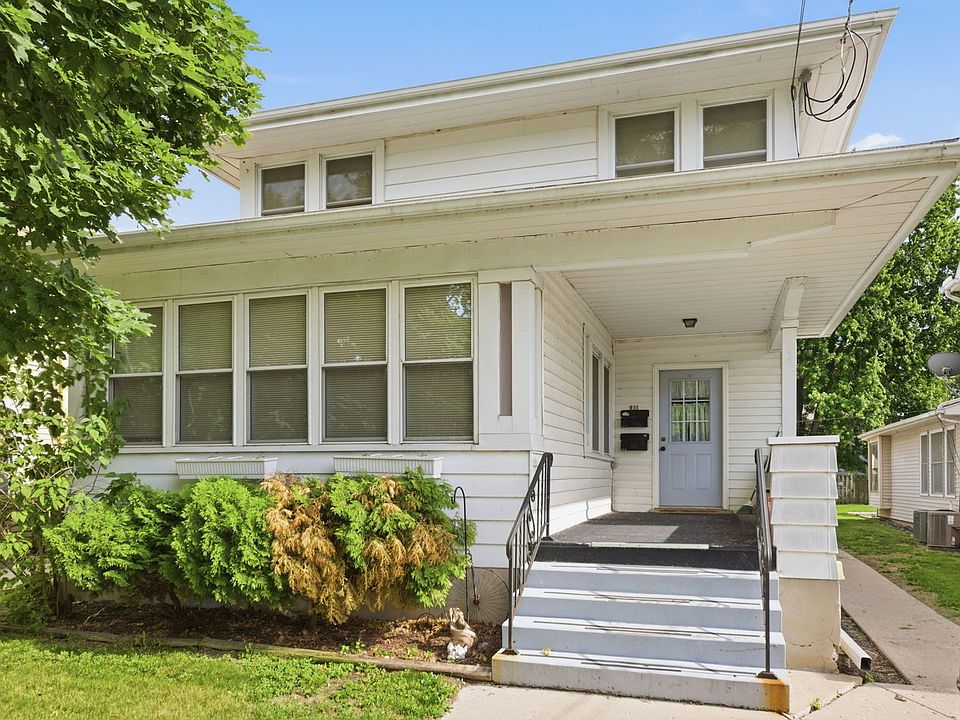 1st image of 611 Webster St