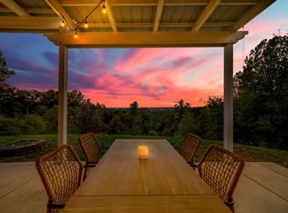 1705 Barbara Rd, Redding, CA 96003