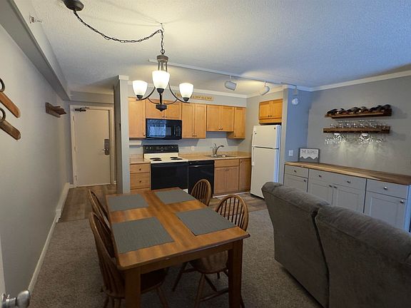 4th image of 697 East Mountain Road #B-1