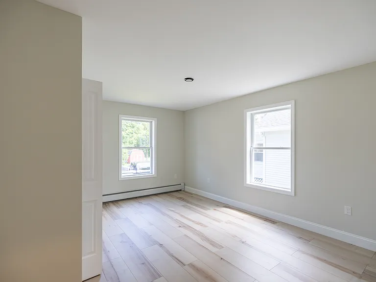 7 Russell Ave #2 — Photo 10