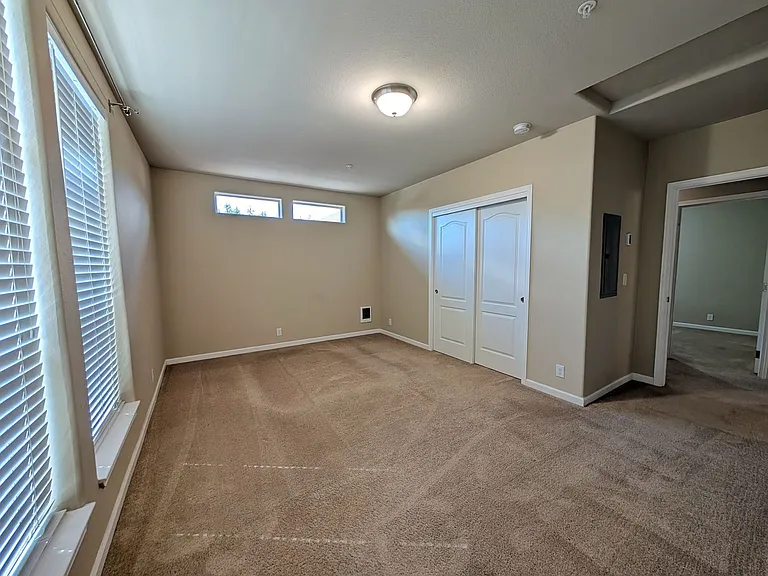 4401 Riverside Dr #G6 — Photo 5