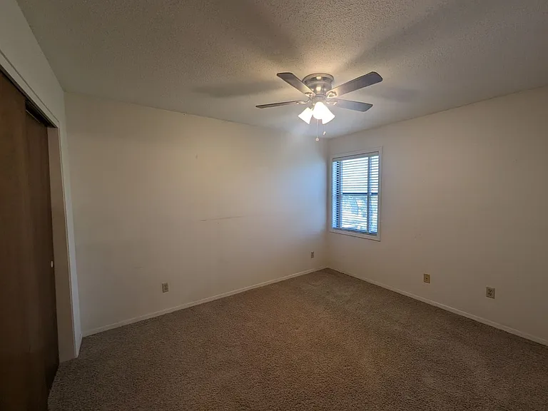 1520 E Boswell St #9 — Photo 4