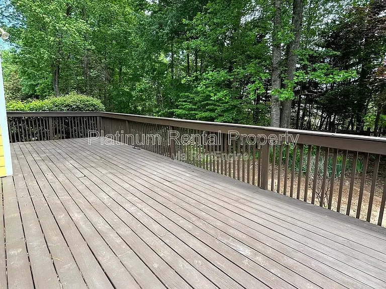 4204 N Mountain Rd NE — Photo 22