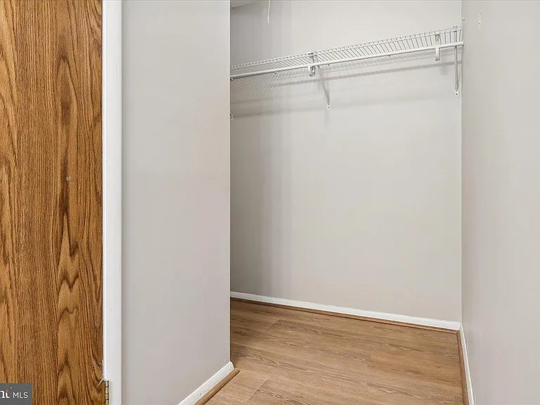 5913 Spruce Run Ct — Photo 23