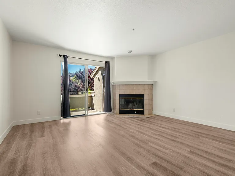 55 Donada Pl — Photo 5