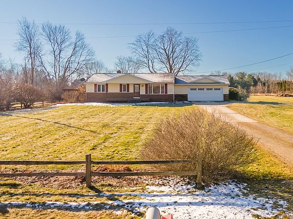 2nd image of 8801 W Eaton Hwy