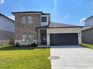 9647 Champion Heavens Dr, Spring, TX 77379