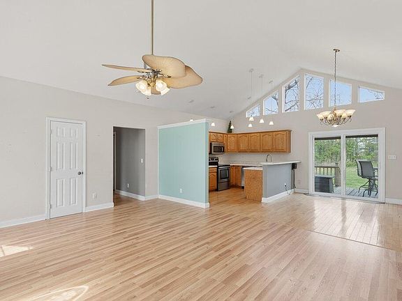 4th image of 3629 Walkertown Rd