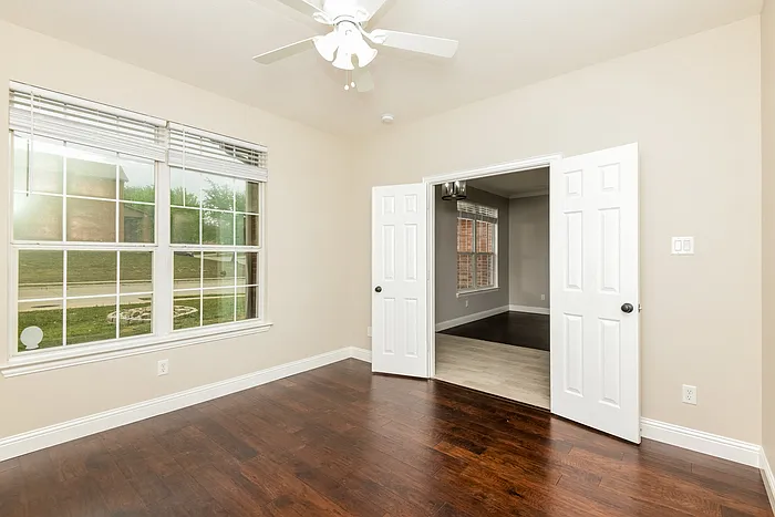 1658 Stetson Dr — Photo 10