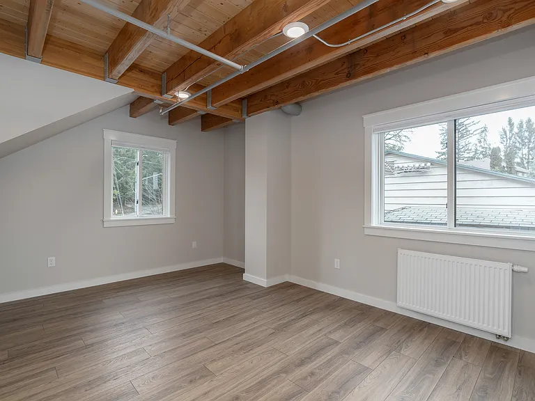 6960 SW Canyon Rd — Photo 15