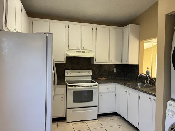 6473 SW 152nd Pl, Miami, FL 33193