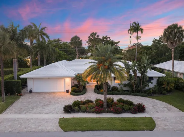 621 Apple Tree Ln, Boca Raton, FL 33486