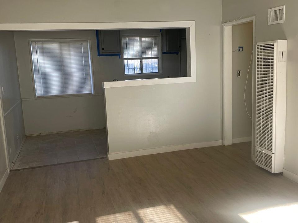 1st image of 1223 1/8 W 109th St