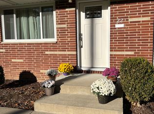 22 Ansel Ave, Akron, OH 44312