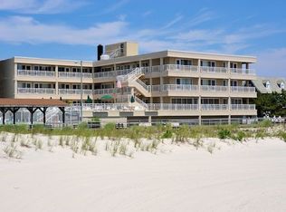 6100 Boardwalk APT 207, Ventnor, NJ 08406