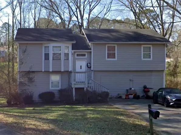 850 Sheppard Cv, Stone Mountain, GA 30083