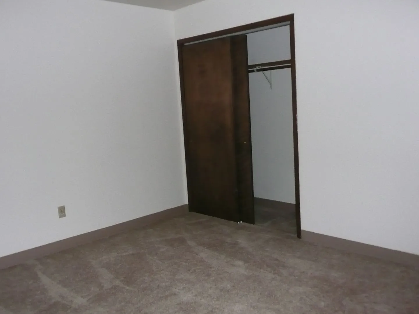 South Anchorage Great Two Story 2bed with W/D — Photo 2