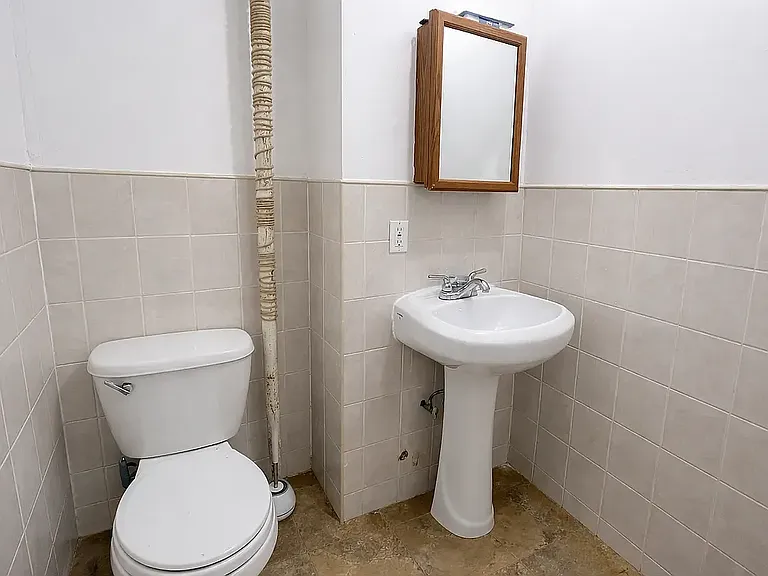 294 Harman St #2TT — Photo 7