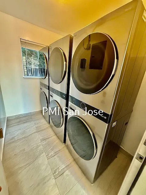 856 Monroe St - Laundry_02172026