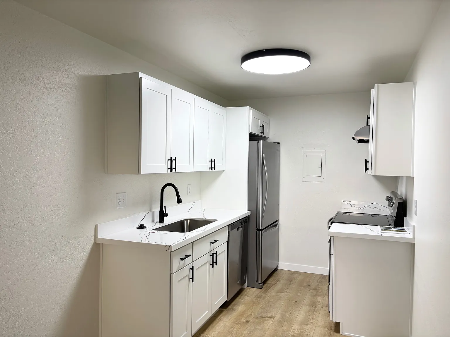 1 bed, 416 sqft, $1,650 — Photo 3