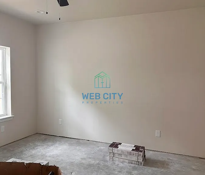 4718 Zealand St — Photo 9