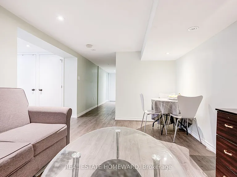 113 Porchester Dr #BASEMENT — Photo 15