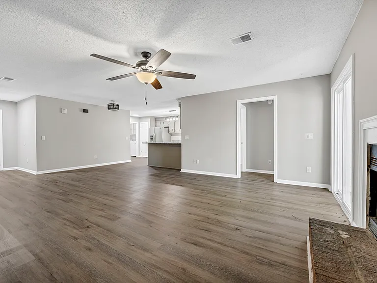 168 Thames Valley Ct — Photo 8