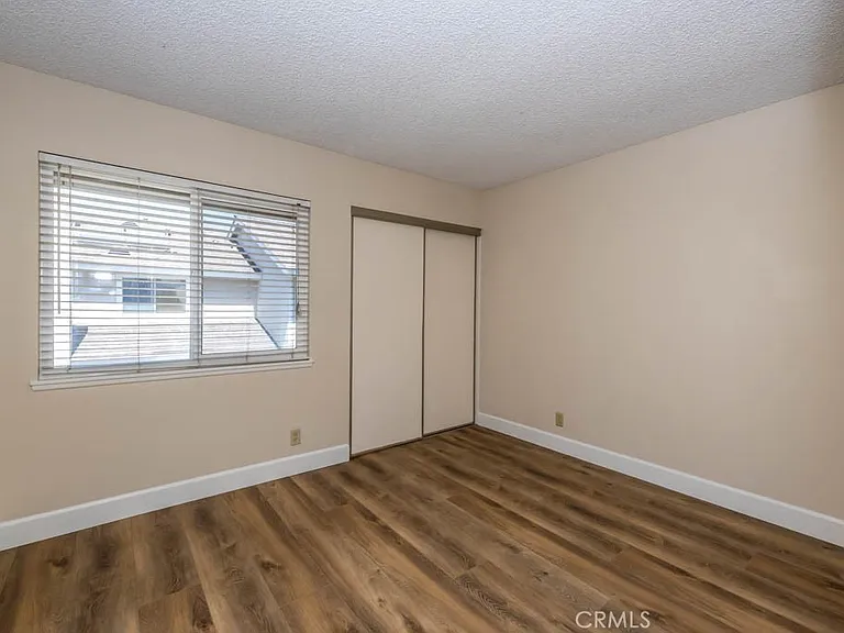 21 Ashbrook #102 — Photo 35
