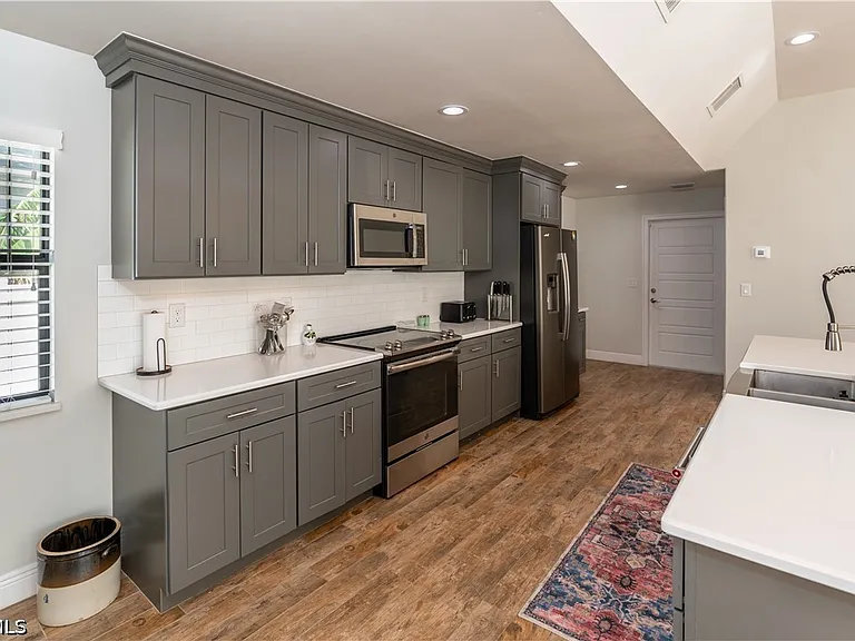10600 McGregor Blvd — Photo 8