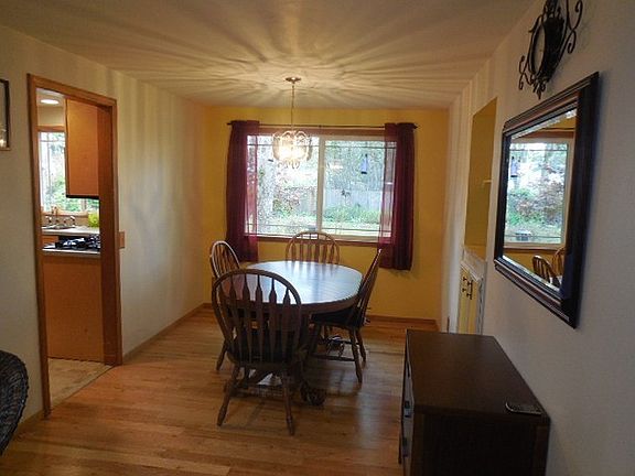 4th image of 4533 Indian Summer Dr SE