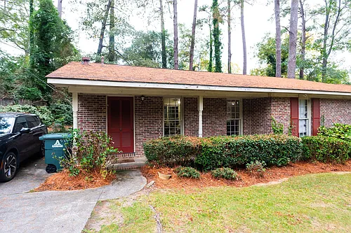 535 Godfrey Ln Photo 1