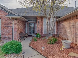109 S Lexington Way, Edmond, OK 73012