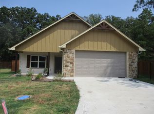 129 Oak St, Emory, TX 75440