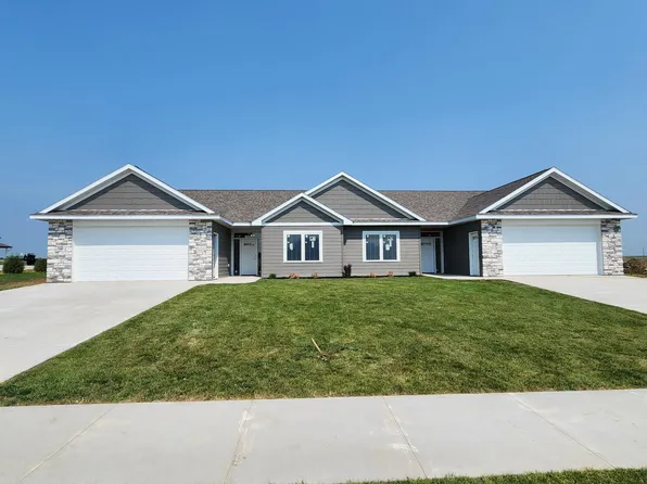 162 Sandstone Dr NW, Eyota, MN 55934